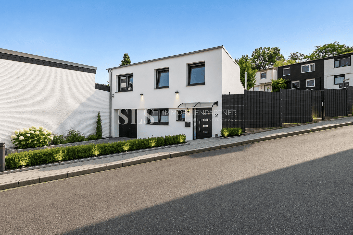Energetisch und kernsaniertes Haus, modern, hell, großzügig in Heiligenhaus!, 42579 Heiligenhaus