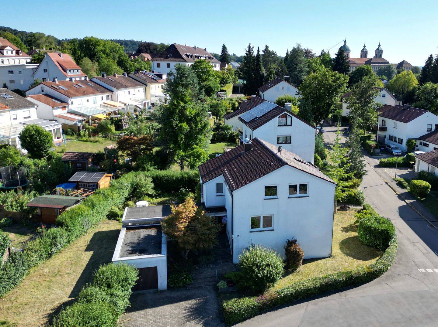 EFH mit Einliegerwohnung in bevorzugter Wohnlage von Weingarten, 88250 Weingarten