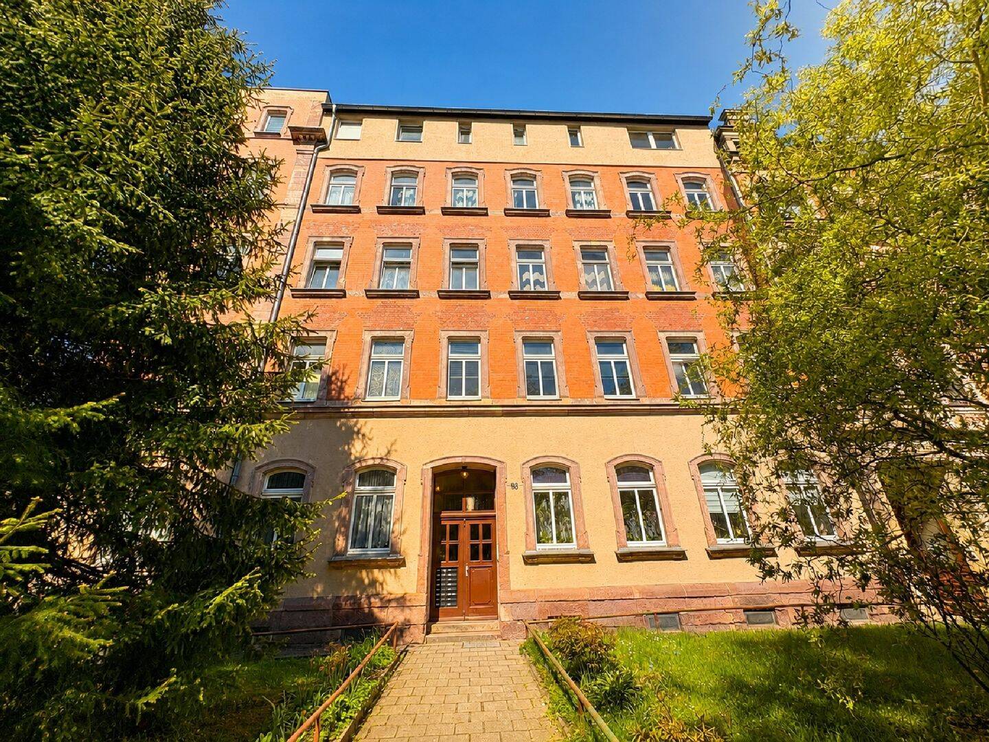 Wir sanieren für Sie! 4 Zimmer mit Balkon und großer Küche!, 9113 Chemnitz