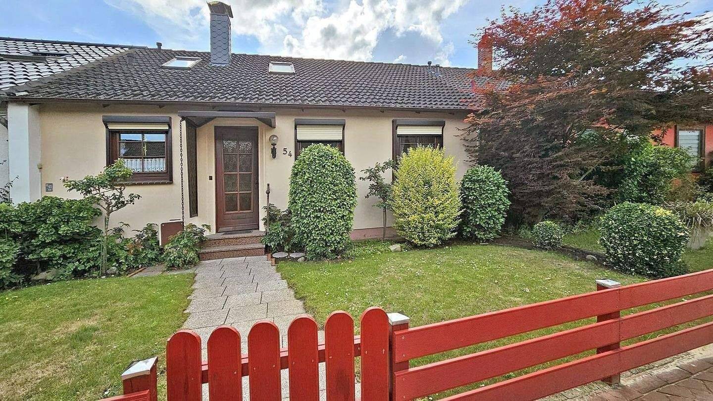 Familienfreundliches Reihenhaus in Huchting!! **Provisionsfrei**, 28259 Bremen (Grolland Kirchhuchting Mittelshuchting Sodenmatt)