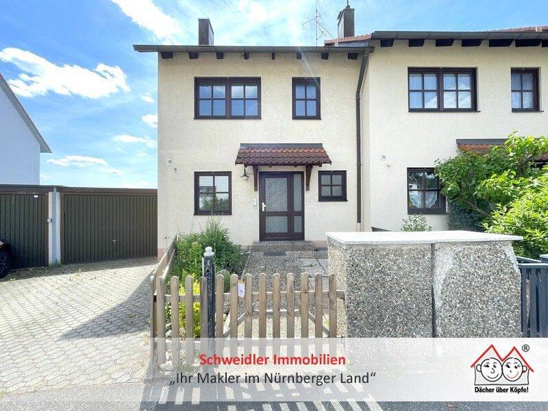 Ihre Chance! Tolles Reiheneckhaus mit XXL-Terrasse und Garage in Leinburg, 91227 Leinburg