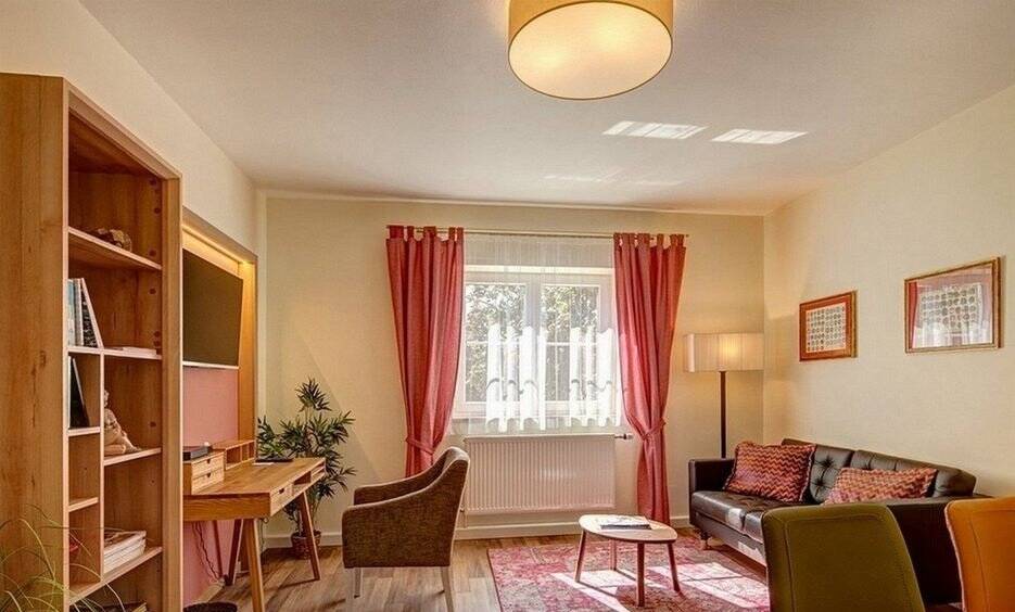 Luxuriöses Wohnung mit 2 Zimmern und Balkon, 22083 Hamburg (Hamburg-Nord Barmbek-Süd)