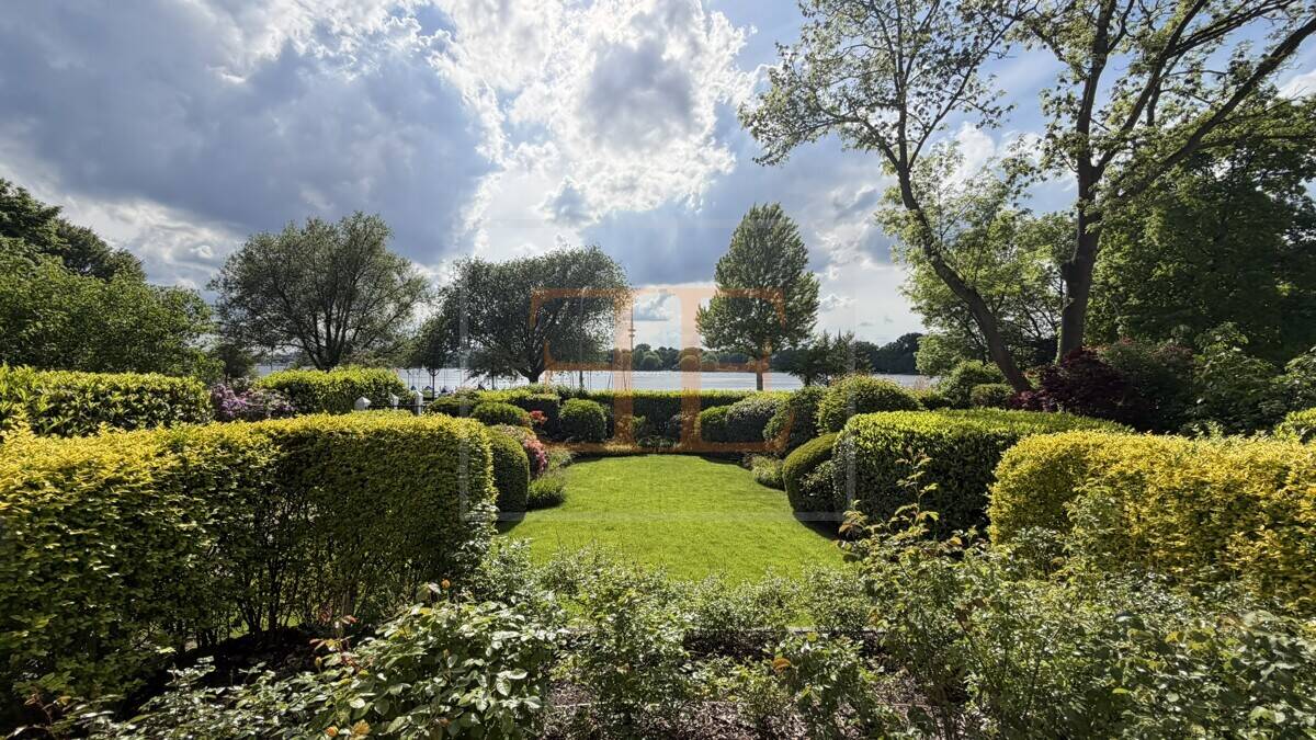 Ein Diamant an besonderer Adresse: luxuriöse Wohnrarität mit Alsterblick, 22085 Hamburg (Hamburg-Nord Barmbek-Süd Uhlenhorst)