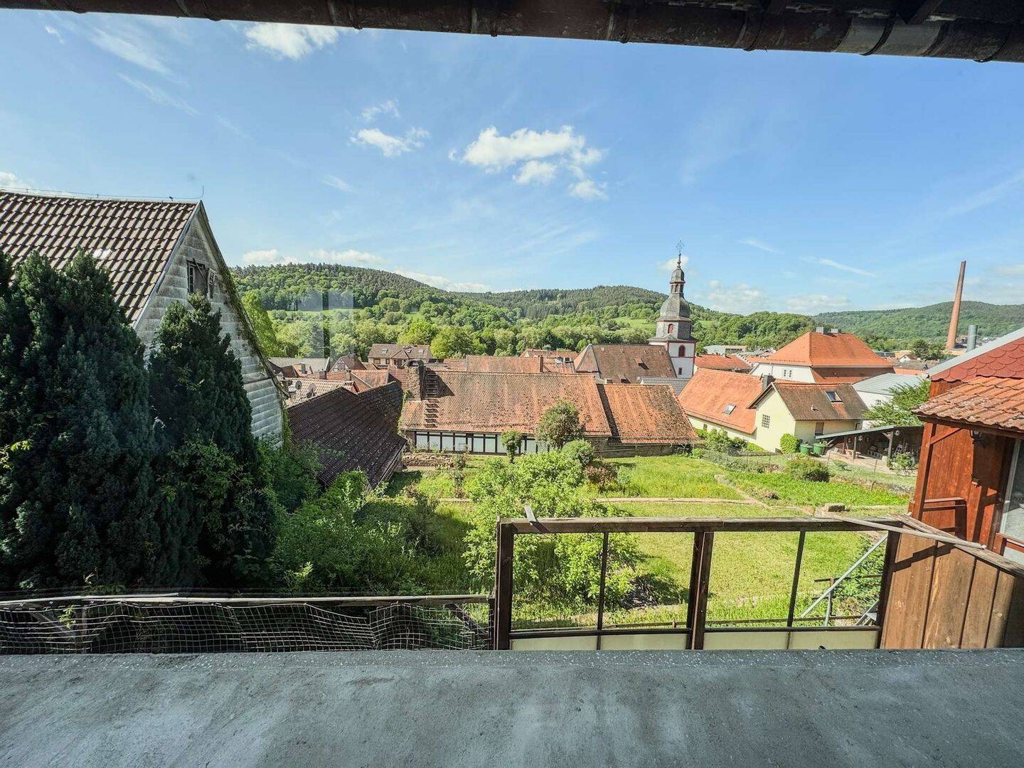 Eigennutzung mit Vermietungsmöglichkeit – Aussicht wie im Urlaub, 64747 Breuberg