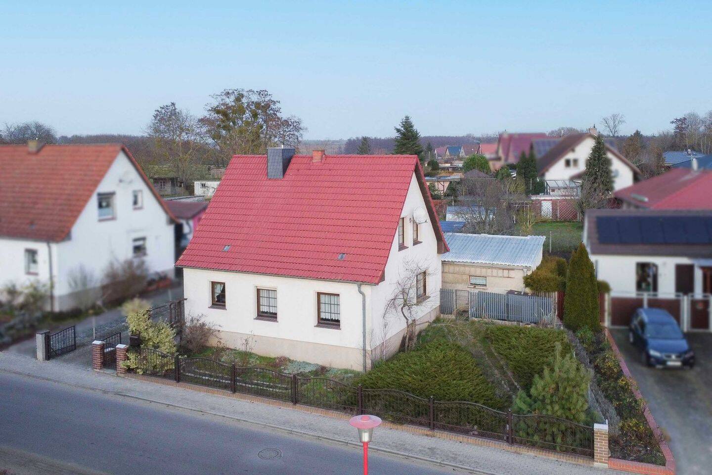 Kompaktes Wohnen: Massives EFH mit Garten und Nebengebäude in Gartz (Oder), 16307 Gartz (Oder)