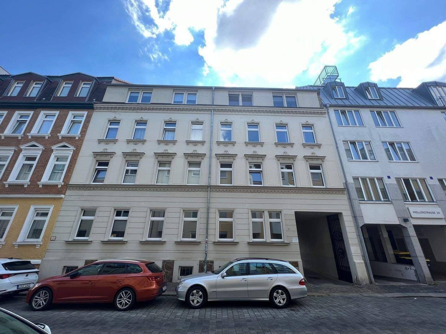 +++3 Zi. DG im bleibeten Gohlis-Süd, Tageslichtbad, Balkon, EBK uvm+++, 4155 Leipzig (Gohlis-Mitte Gohlis-Süd)