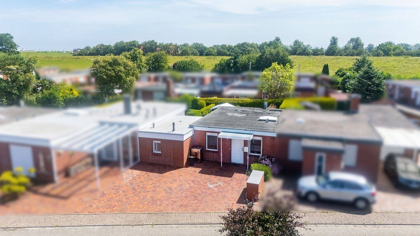 Gepflegter Ferienbungalow mit durchdachter Raumaufteilung in Dornumersiel, 26553 Dornum