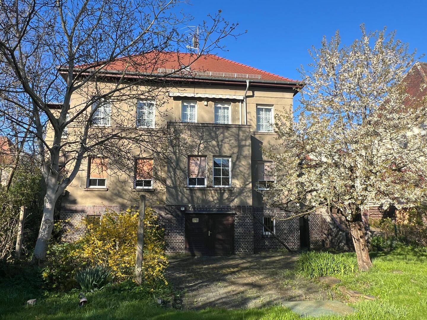 +++ RESERVIERT+++ Glanz der Zwanziger – Nahe dem Goitzschesee, 6749 Bitterfeld-Wolfen