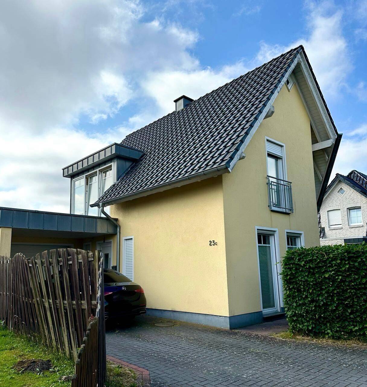 Attraktives Einfamilienhaus mit eigenem Garten und Garage – in ruhiger Wohnlage, 26127 Oldenburg (Oldb) (Alexandersfeld Bürgerfelde Nadorst)