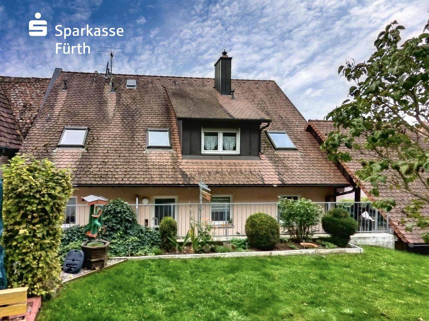 Ein-/Zweifamilienhaus in Roßtal, 90574 Roßtal
