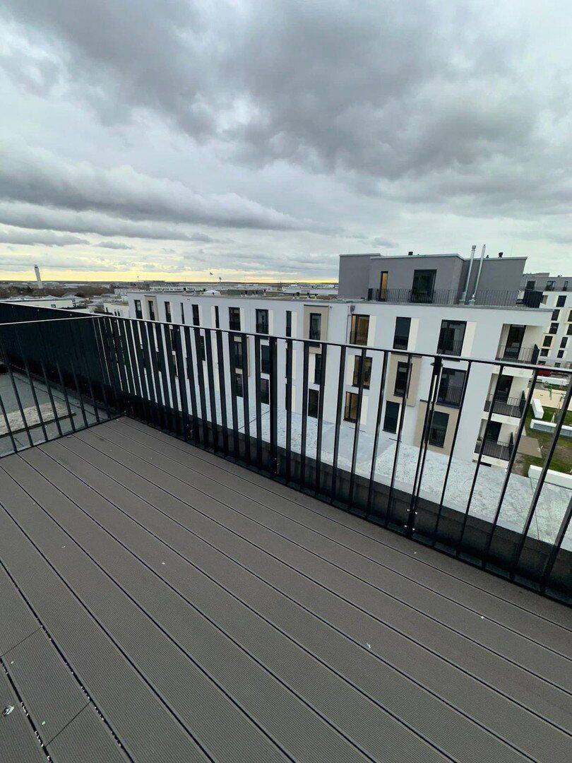 Penthouse Wohnung mit Dachterrasse EBK und E-Tiefgaragenstellplatz