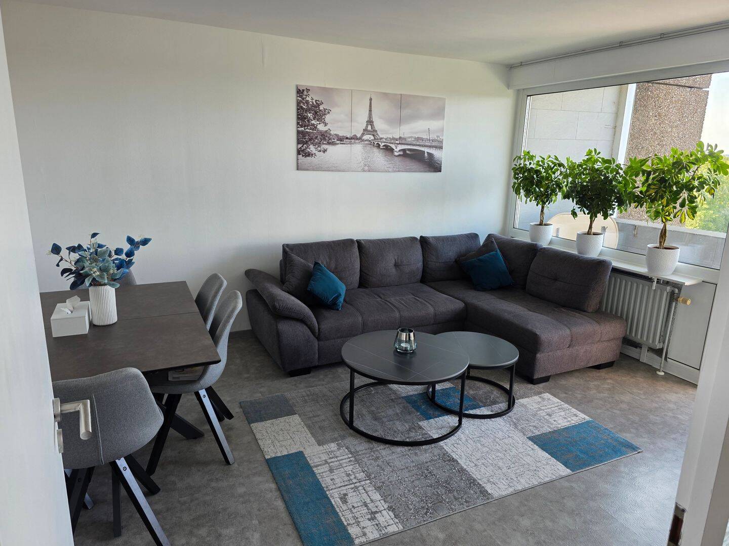 2,5-Zi.-Wohnung m. Panoramablick & neuer Einbauküche, 47137 Duisburg (Mittelmeiderich Obermeiderich Untermeiderich)