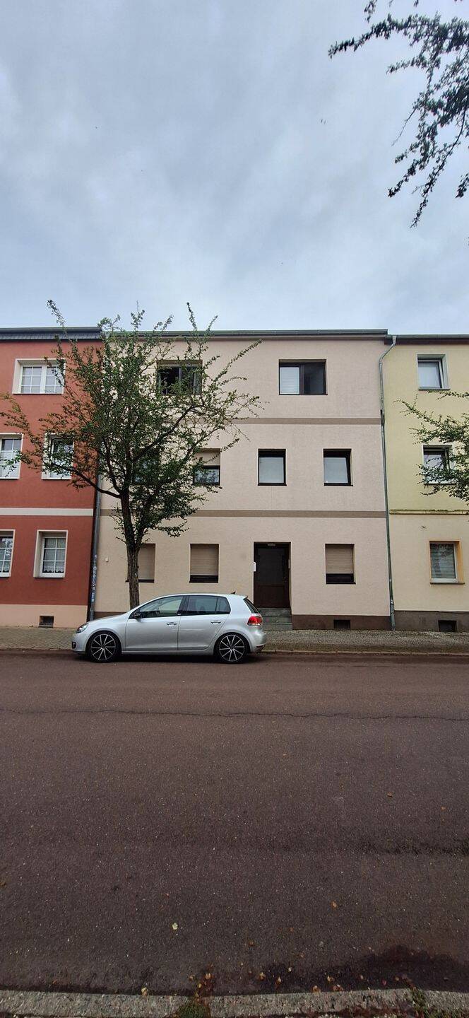 Sanierungsbedürftiges Altbauhaus in Köthen zu verkaufen, 6366 Köthen (Anhalt)