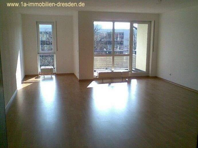 2 – Raumwohnung mit Balkon in Dresden-Gruna, 1277 Dresden