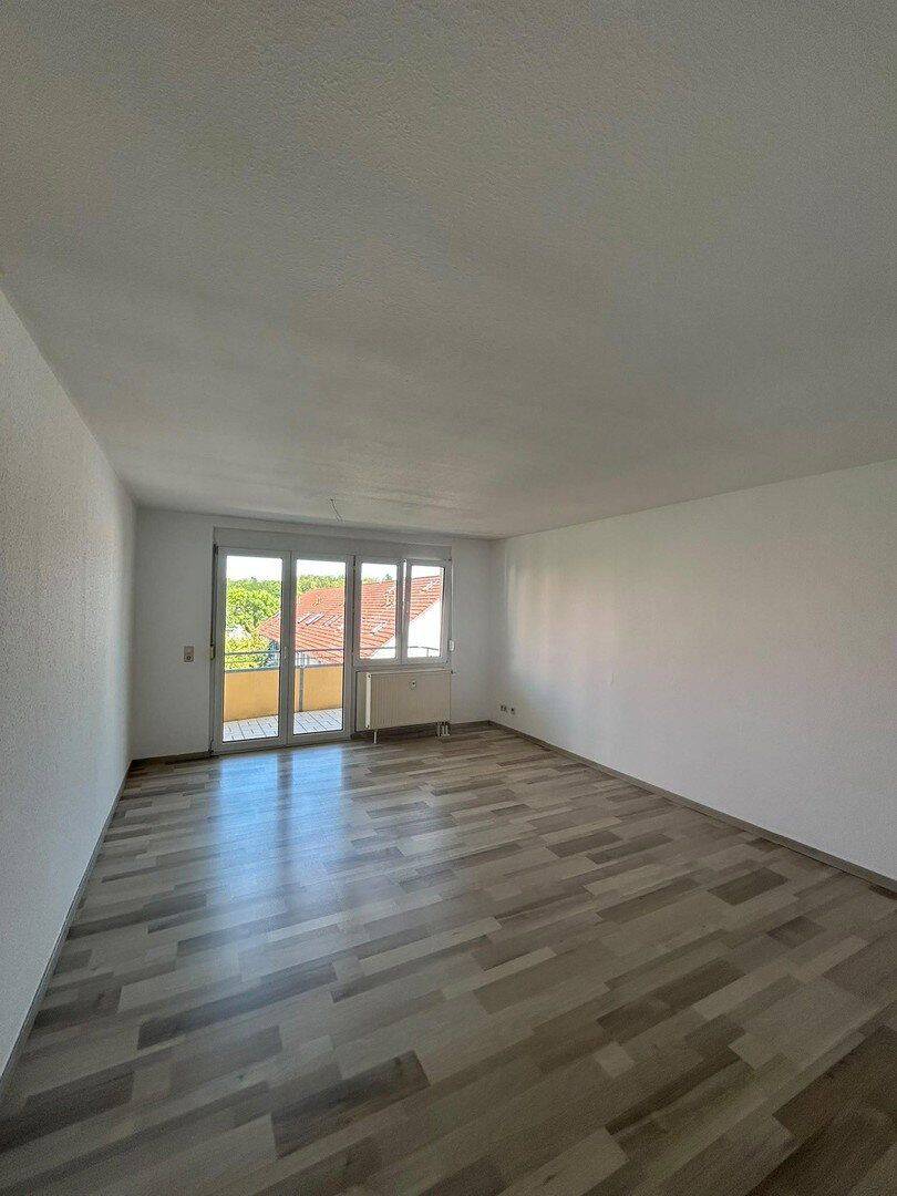 Erstbezug nach Renovierung – charmante 2ZKB in Bretten, 75015 Bretten