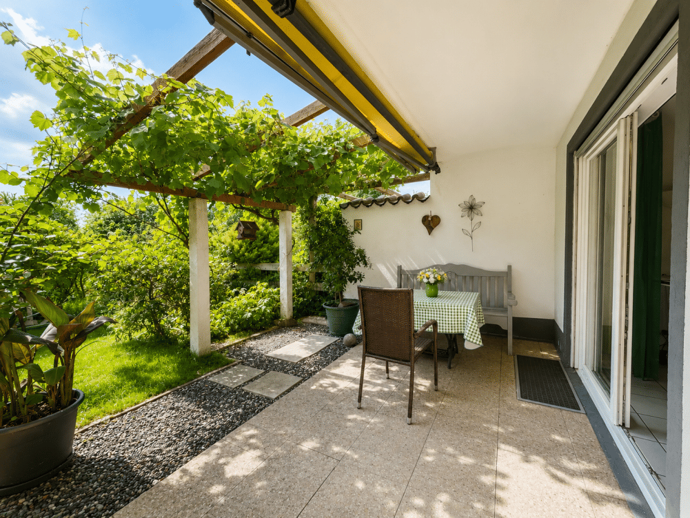 Liebevoll gepflegte Doppelhaushälfte – Idyll in Traunstein/Wolkersdorf, 83278 Traunstein