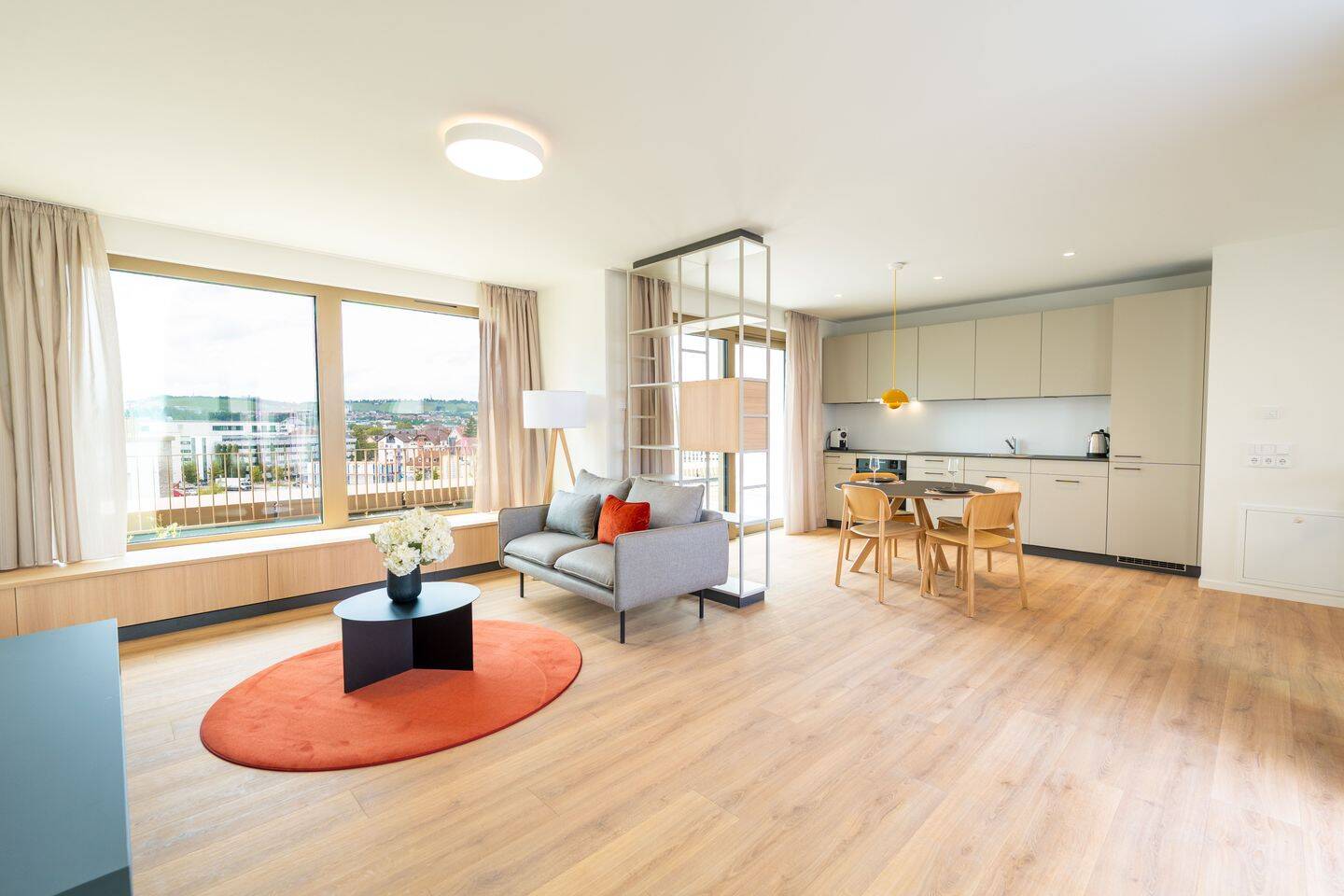 Topmoderne und vollmöblierte Maisonettewohnungen mit Blick über Stuttgart, 70372 Stuttgart (Bad Cannstatt)