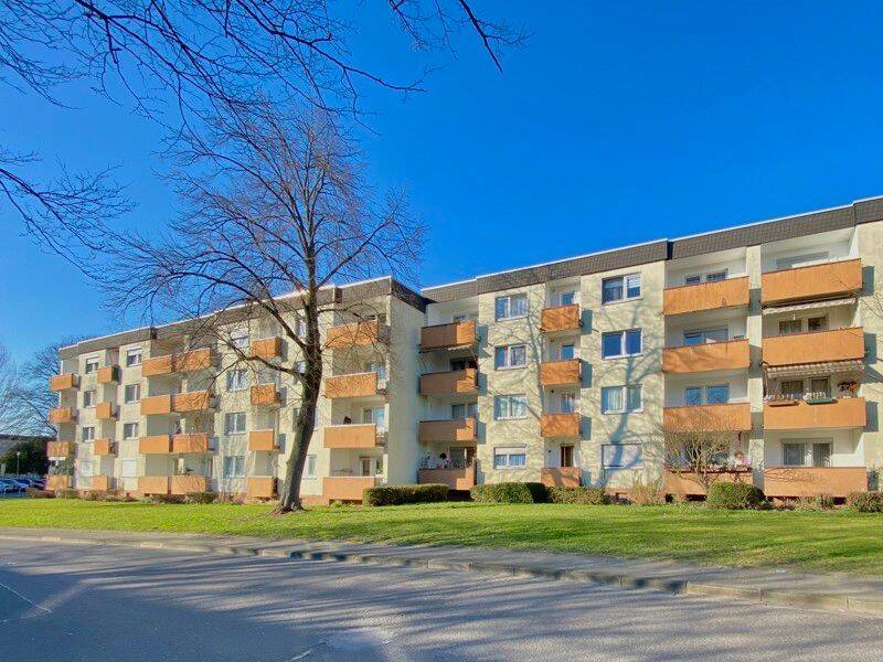 2-Zi.-Wohnung mit Balkon in Leverkusen!, 51377 Leverkusen (Alkenrath Manfort Schlebusch Steinbüchel)