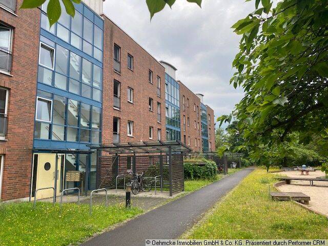 Bezugsfreie Eigentumswohnung mit großem Balkon und Tiefgaragenstellplatz in bester Lage von Köpenick, 12555 Berlin (Treptow-Köpenick Köpenick)