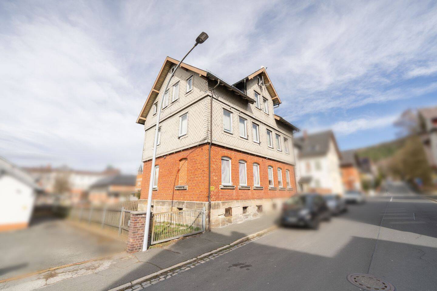 Voll vermietetes Dreifamilienhaus in Neustadt, 96465 Neustadt b. Coburg