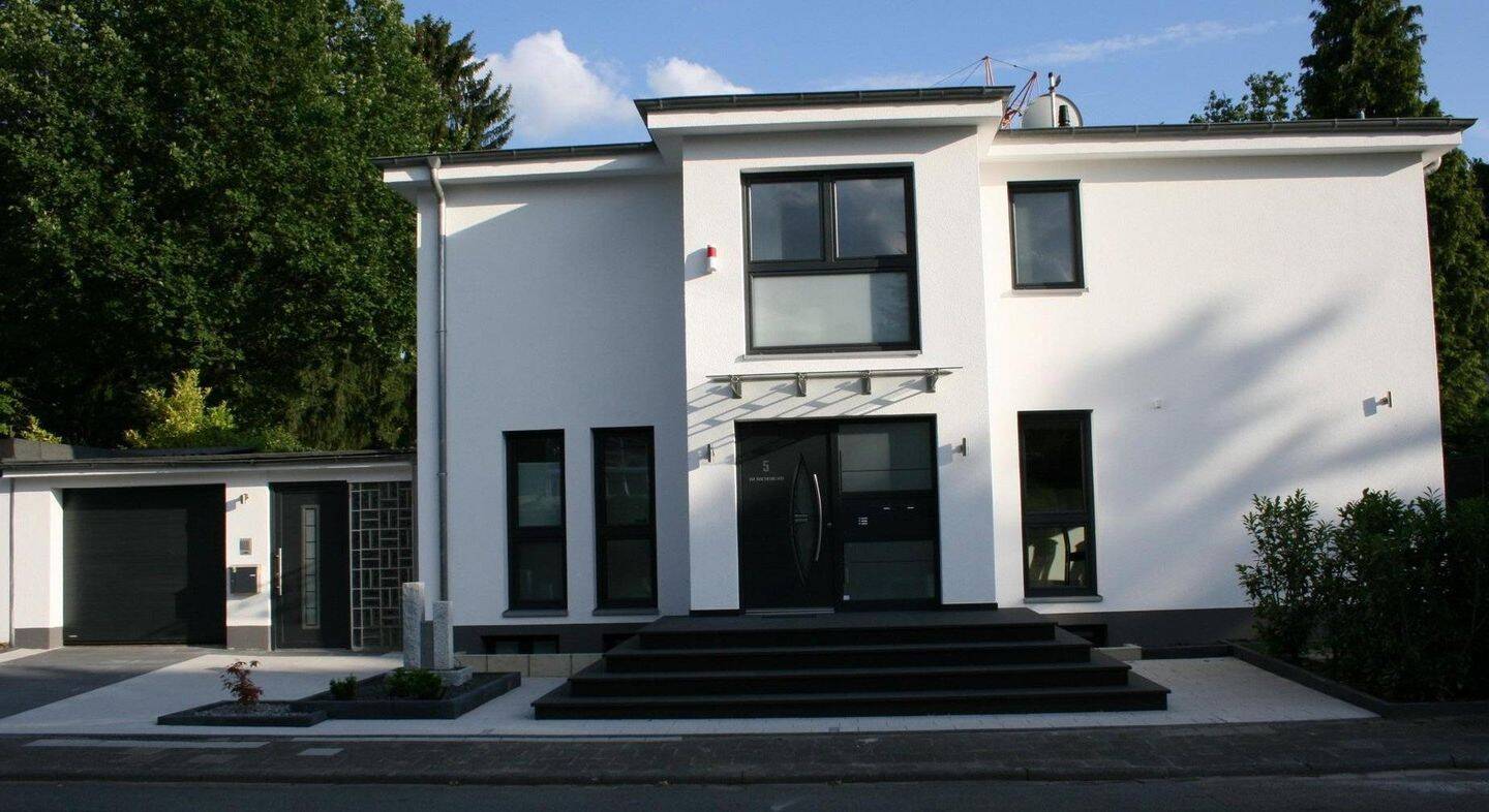 Stilvolles Haus zum Wohnen und Arbeiten mit moderner Ausstattung in Dreieich-Buchschlag, 63303 Dreieich