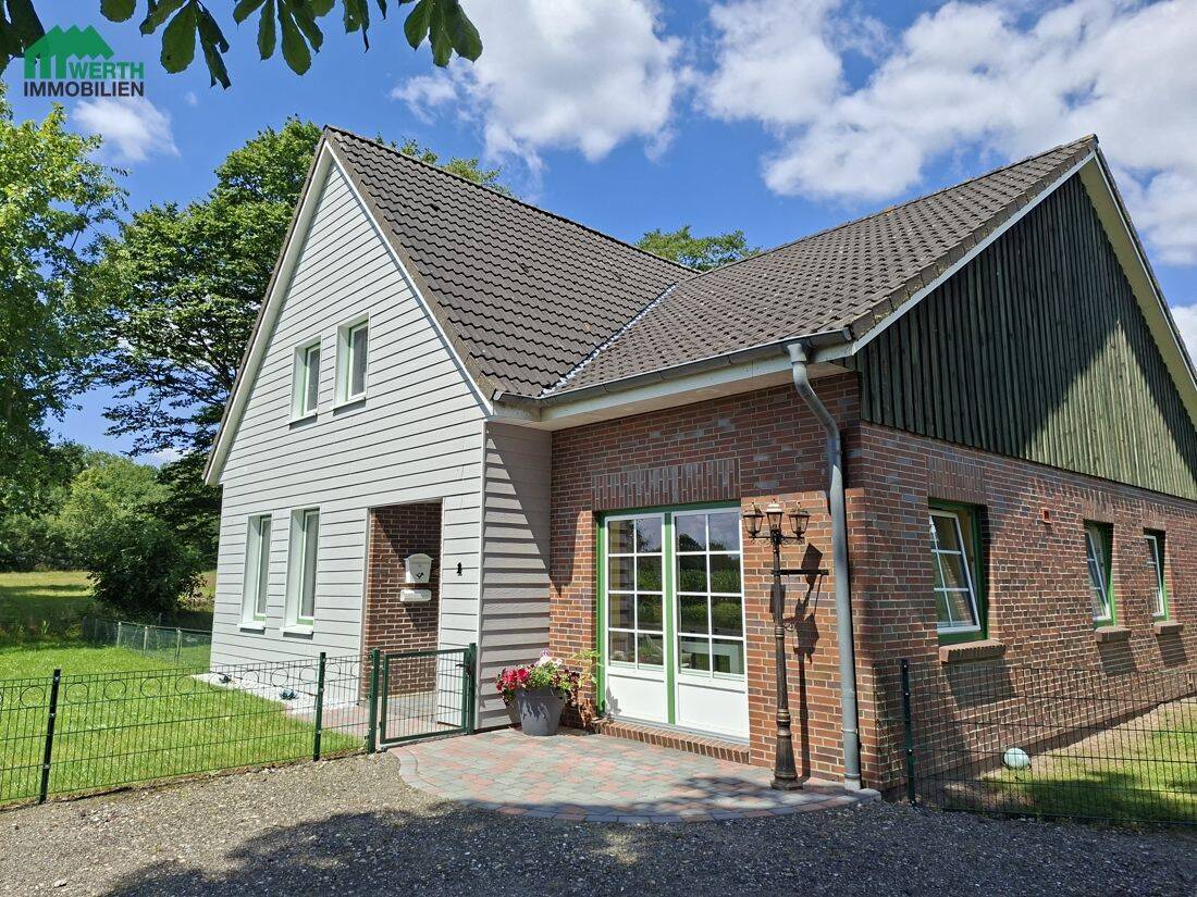 Wohnen mit Weitblick und viel Raum für Ihre Ideen – großzügiger Resthof mit rund 2 Hektar Weide, 25704 Bargenstedt