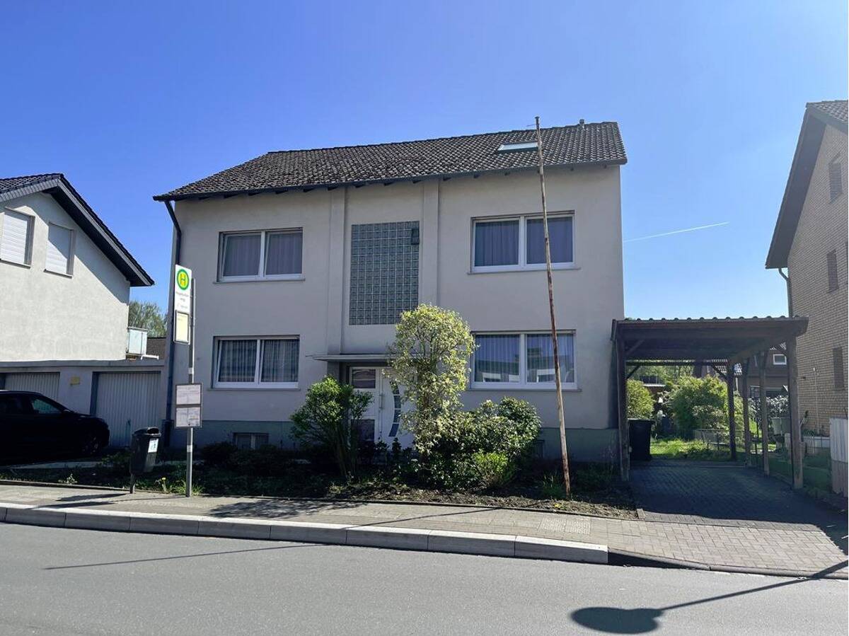 *** Zweifamilienhaus in Sande, vielseitige Möglichkeiten! ***, 33106 Paderborn