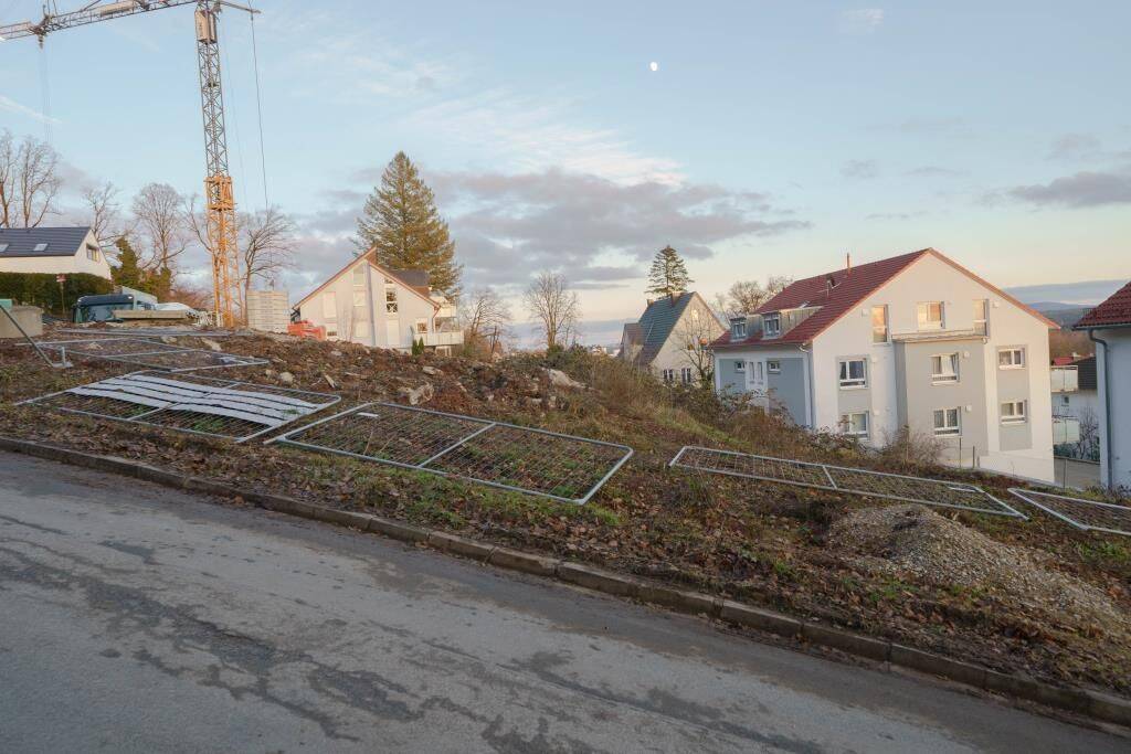 Idyllisch gelegenes Grundstück, voll erschlossen mit Baugenehmigung, 90607 Rückersdorf