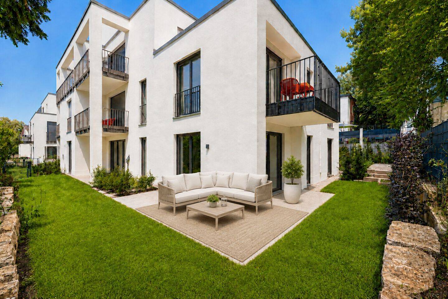 Moderne Vier-Zimmer-Gartenwohnung mit großzügigen Terrassen, 60431 Frankfurt am Main