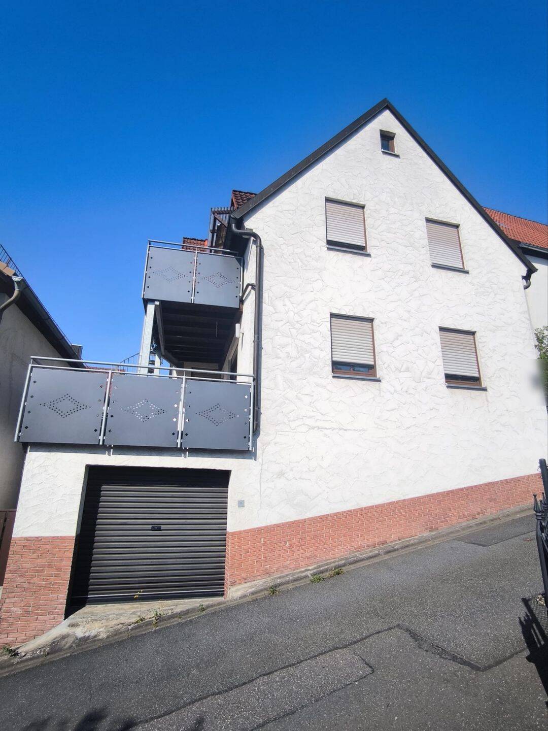 Zweifamilienhaus mit Walberla-Blick in Forchheim-Reuth, 91301 Forchheim
