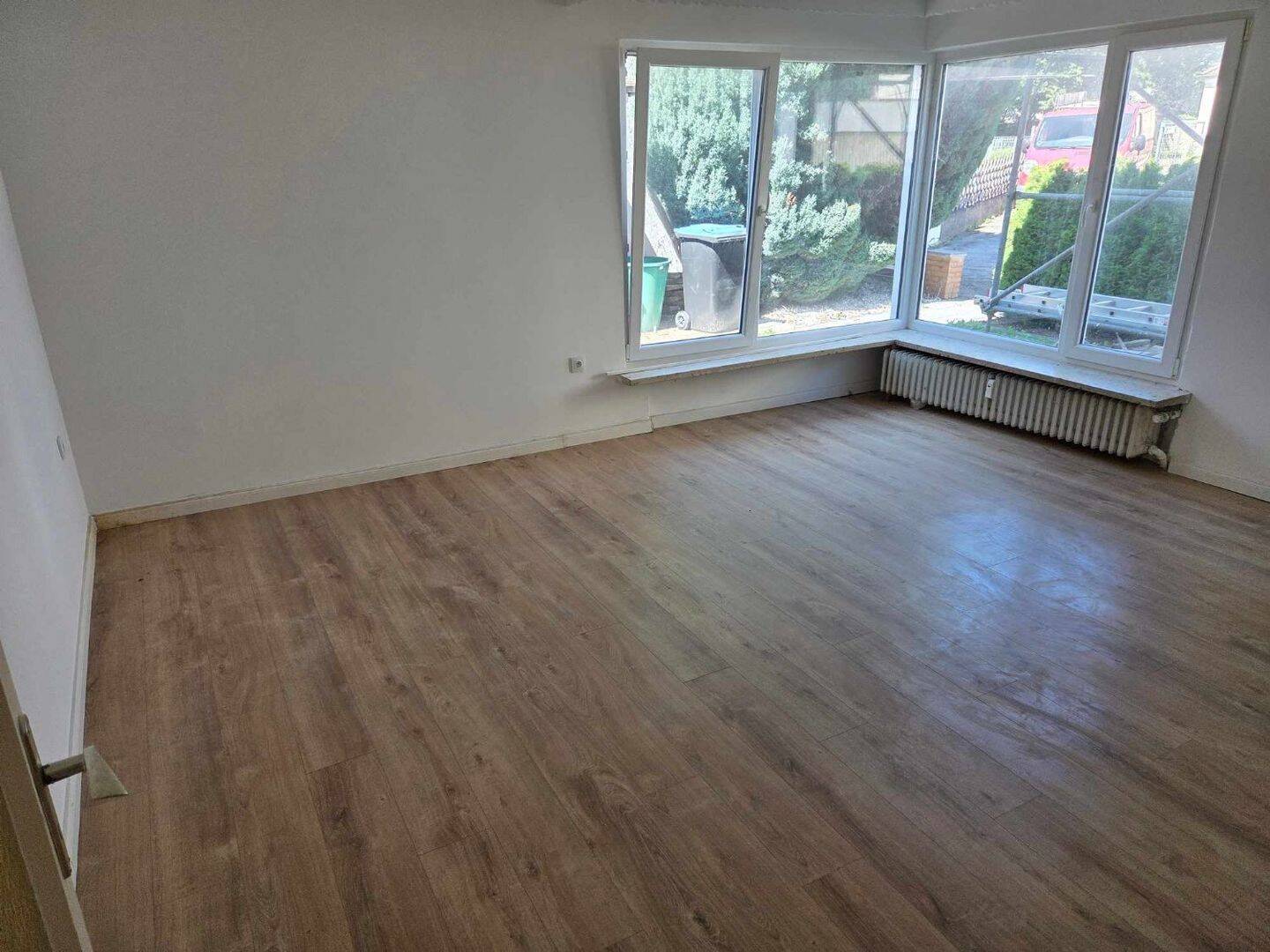 3 Zimmer Erdgeschoßwohnung mit Terrasse, 31789 Hameln