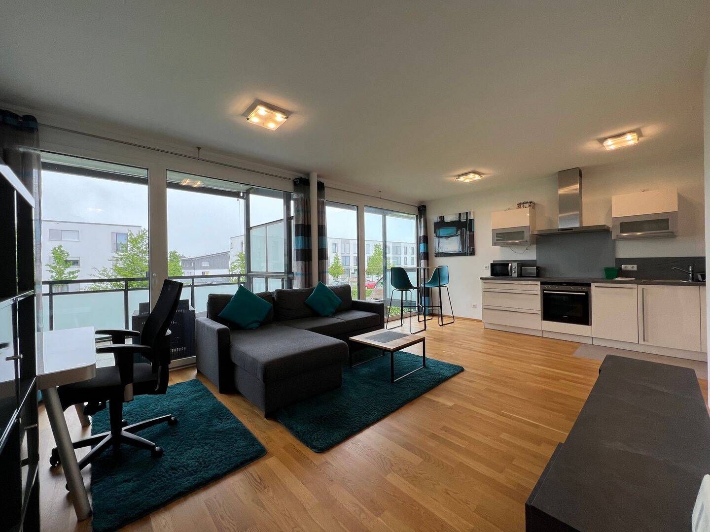 Möblierte 2-Zimmer-Wohnung mit sonnigem Balkon und TG-Stellplatz im Talfeld-Süd!, 88400 Oggelshausen