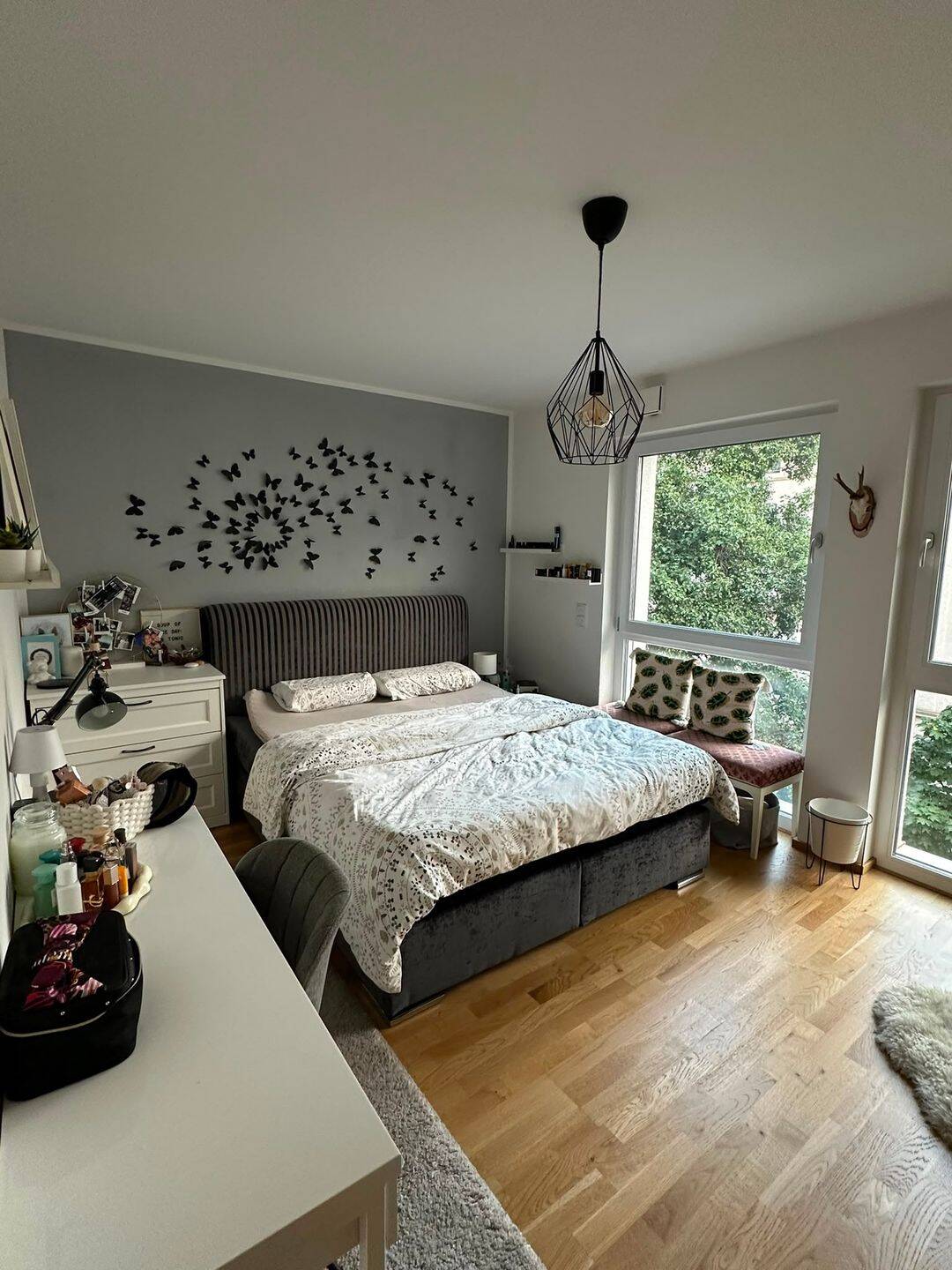 Möblierte 3 Zimmer Wohnung mit Balkon, 60385 Frankfurt am Main (Bornheim Nordend-Ost Ostend)