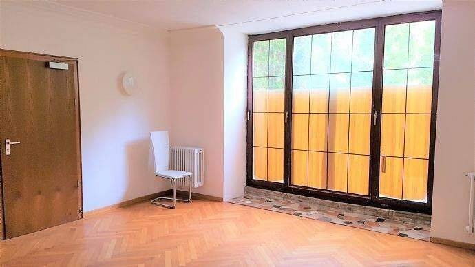 Teilmöblierte 2-Zimmer-Wohnung mit Einbauküche, Gartennutzung und Parkmöglichkeit in 92369 Sengenthal bei Neumarkt, 92369 Sengenthal