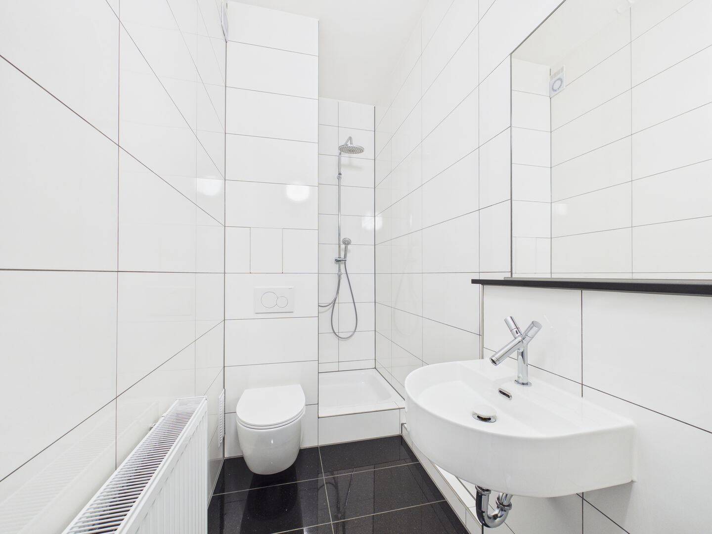 Erstbezug nach Sanierung! Traumhafte 1 Zimmer Wohnung in Nürnberg mit Bad neu, EBK ohne Ablöse uvm.!, 90459 Nürnberg