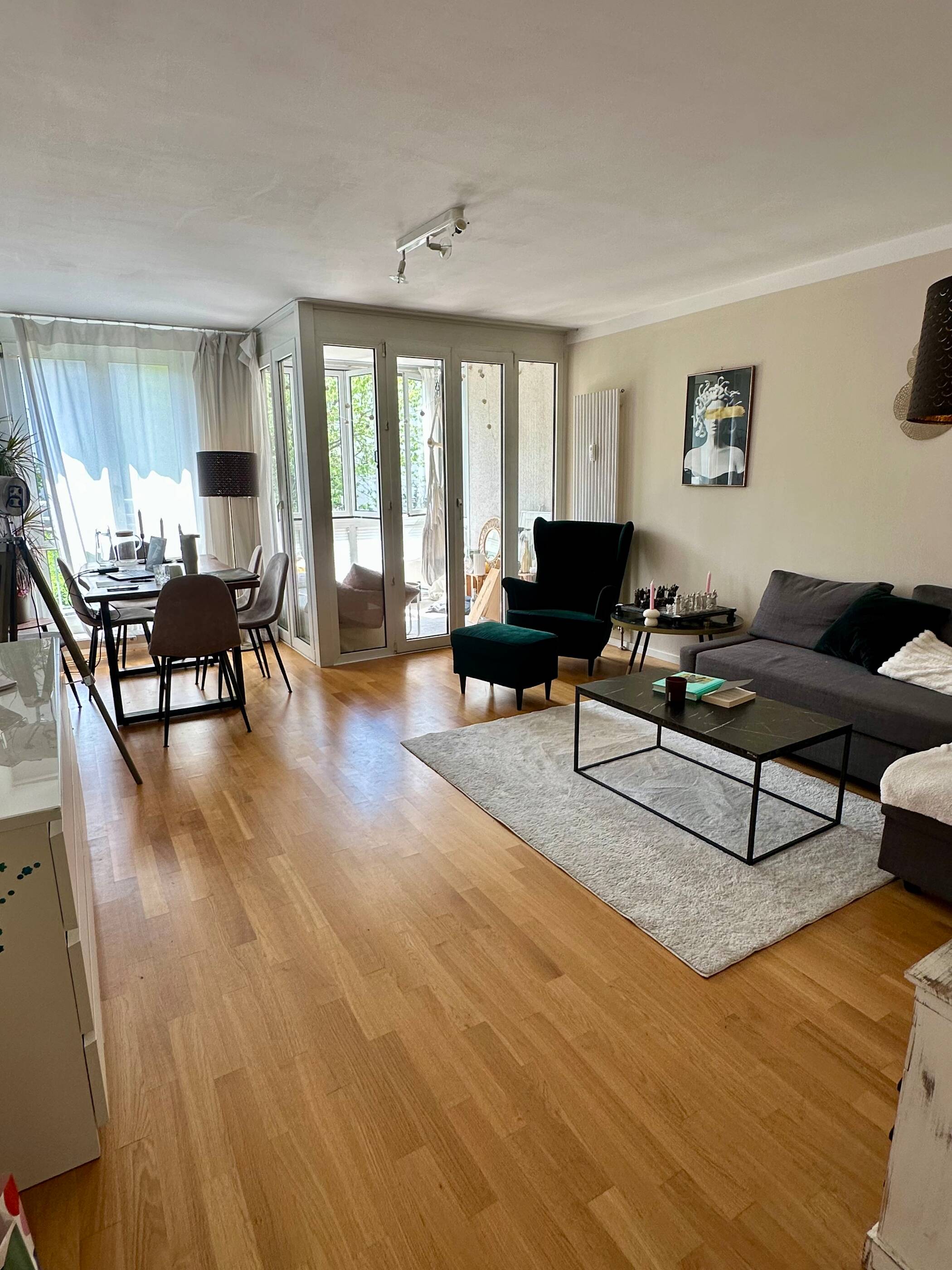 Sonnendurchflutete 2-Zimmer-Wohnung mit Südlage-Wintergarten in München-Neuhausen, 80637 München (Moosach Neuhausen-Nymphenburg)