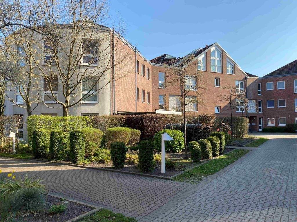 Sonnige Eigentumswohnung mit besonderem Grundriss – provisionsfrei, 45481 Mülheim an der Ruhr (Broich Saarn Saarn/Mintard Saarn/Selbeck)