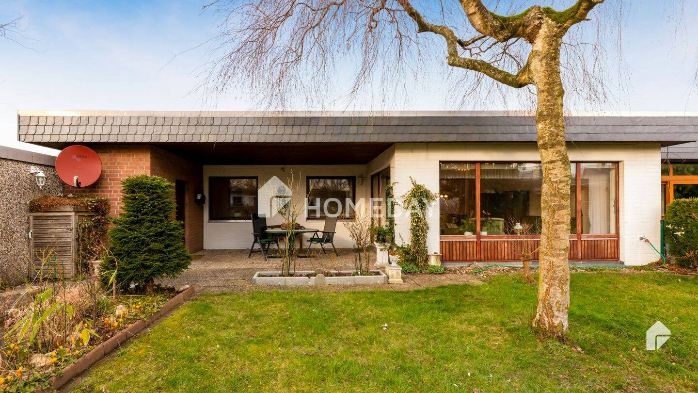 Attraktiver Bungalow mit Terrassengarten, EBK und Garage in vorteilhafter Lage, 24558 Henstedt-Ulzburg
