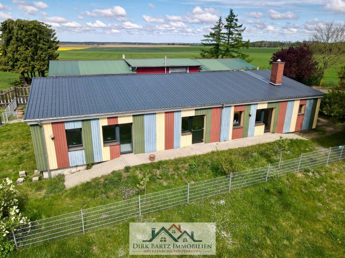 Immobilienprojekt mit Zukunft: Umbau zu Wohnraum möglich, 17111 Borrentin