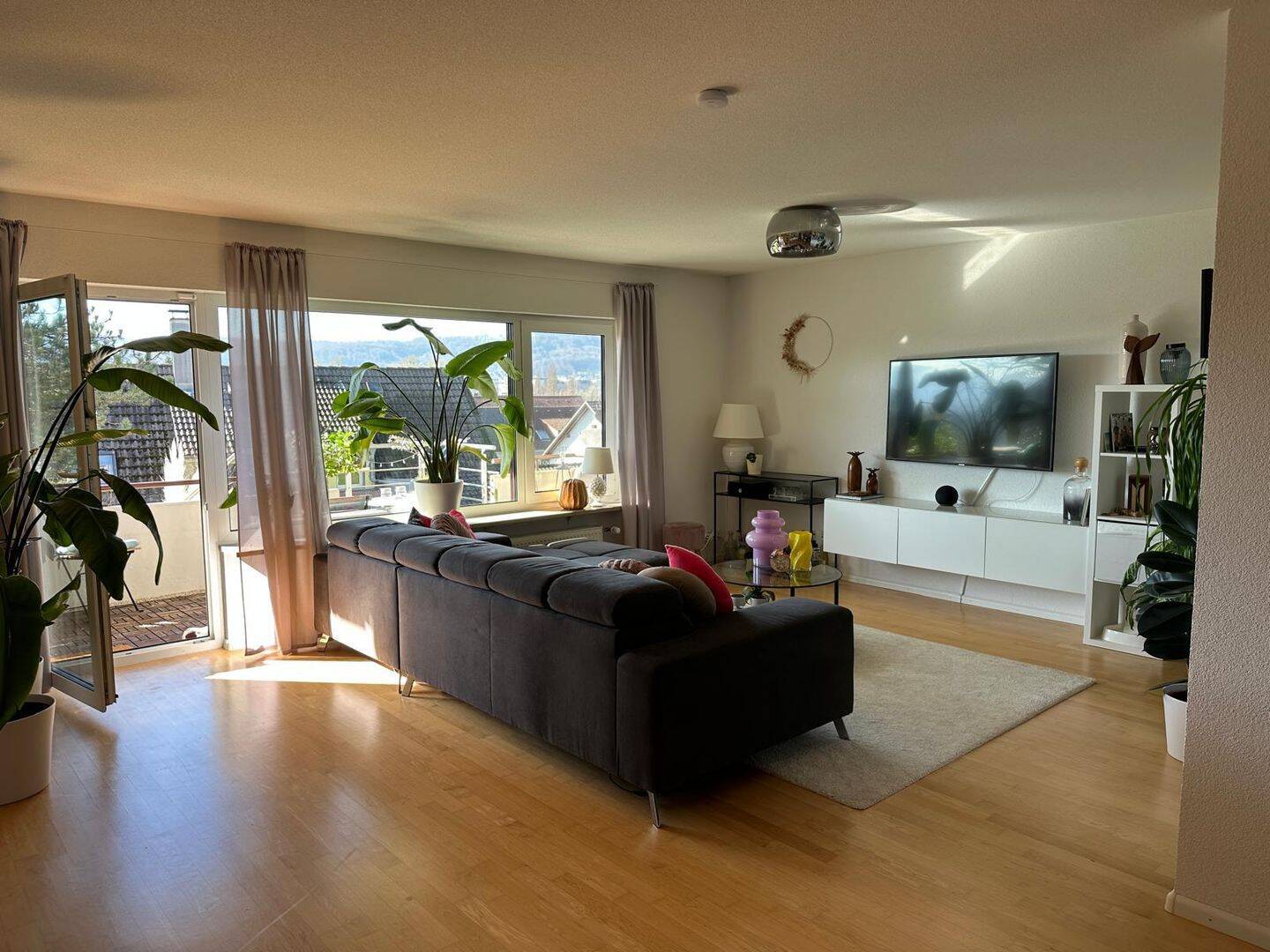 Ein Wohntraum! Sonnige 3,5-Zi.-Wohnung in Bad Säckingen mit Garten und Terrasse / inkl. Küche, Garage und Stellplatz / rund 93 m² Wohnfläche, 79713 Bad Säckingen
