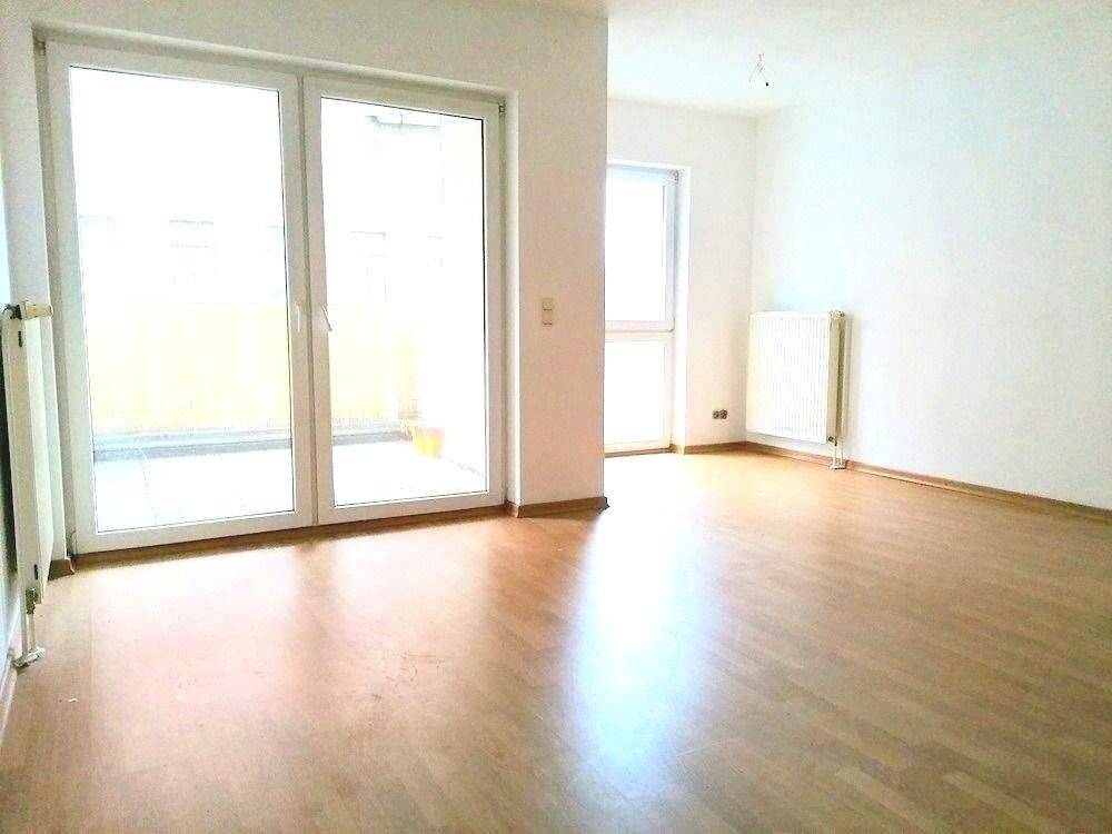 !! 2-Zimmer-Wohnung mit PKW-Stellplatz, Balkon und Aufzug !!, 9130 Chemnitz (Hilbersdorf Sonnenberg Yorckgebiet Zentrum)