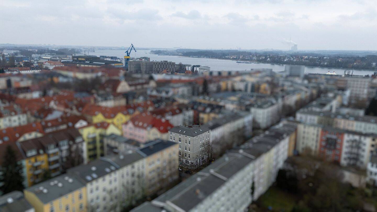 PROVISIONSFREI! Vermietete Eigentumswohnung mit 2 Zimmern im Herzen der KTV, 18057 Rostock (Gartenstadt/Stadtweide Hansaviertel Kröpeliner Tor-Vorstadt Stadtmitte)