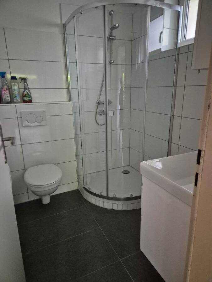 Gemütliche 2-Zimmer-Souterrainwohnung in gepflegtem Zustand in Bad Salzuflen, 32105 Bad Salzuflen