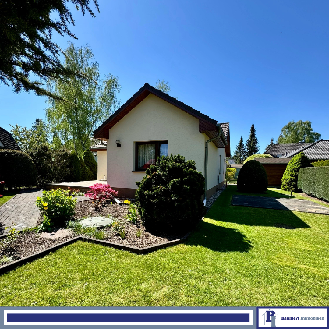 Top gepflegtes Haus im Bungalowstil mit 2,5 Zimmern in Mahlsdorf Nord, 12623 Berlin (Marzahn-Hellersdorf Kaulsdorf Mahlsdorf)