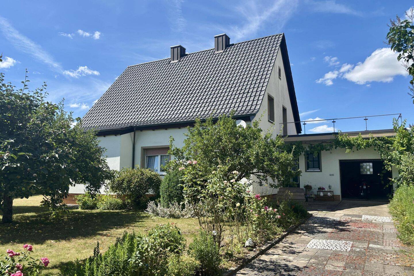 Home, sweet home!, 97499 Donnersdorf