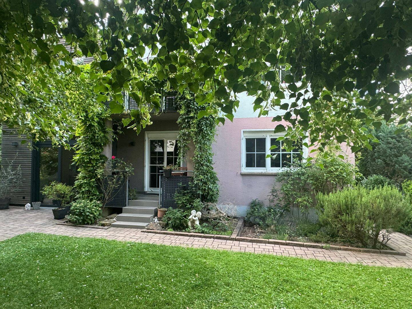 Schöne, helle, kernsanierte Wohnung im Herzem Ludwigsburgs, 70 qm, 3 Zimmer, 71634 Ludwigsburg