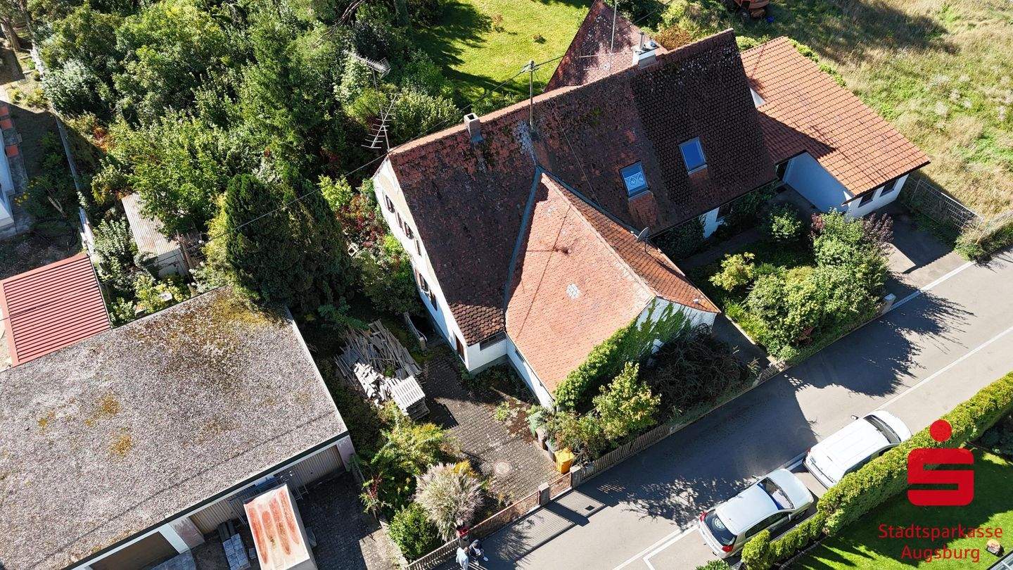 Sanierungsbedürftige Doppelhaushälfte, 86199 Augsburg (Bergheim Göggingen Haunstetten Inningen)