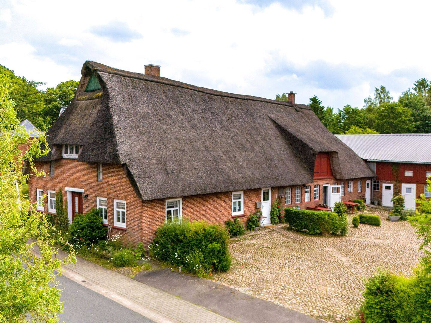 Resthof unter Reet – Wohnen mit vielfältigen Möglichkeiten, 25725 Bornholt