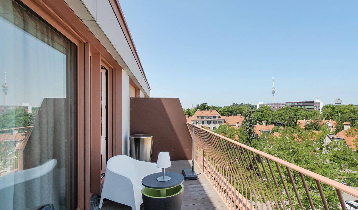 Großzügiges Neubau-Apartment mit Design-Küche und Blick zum Olympiaturm, 80797 München (Maxvorstadt Milbertshofen-Am Hart Neuhausen-Nymphenburg Schwabing-West)