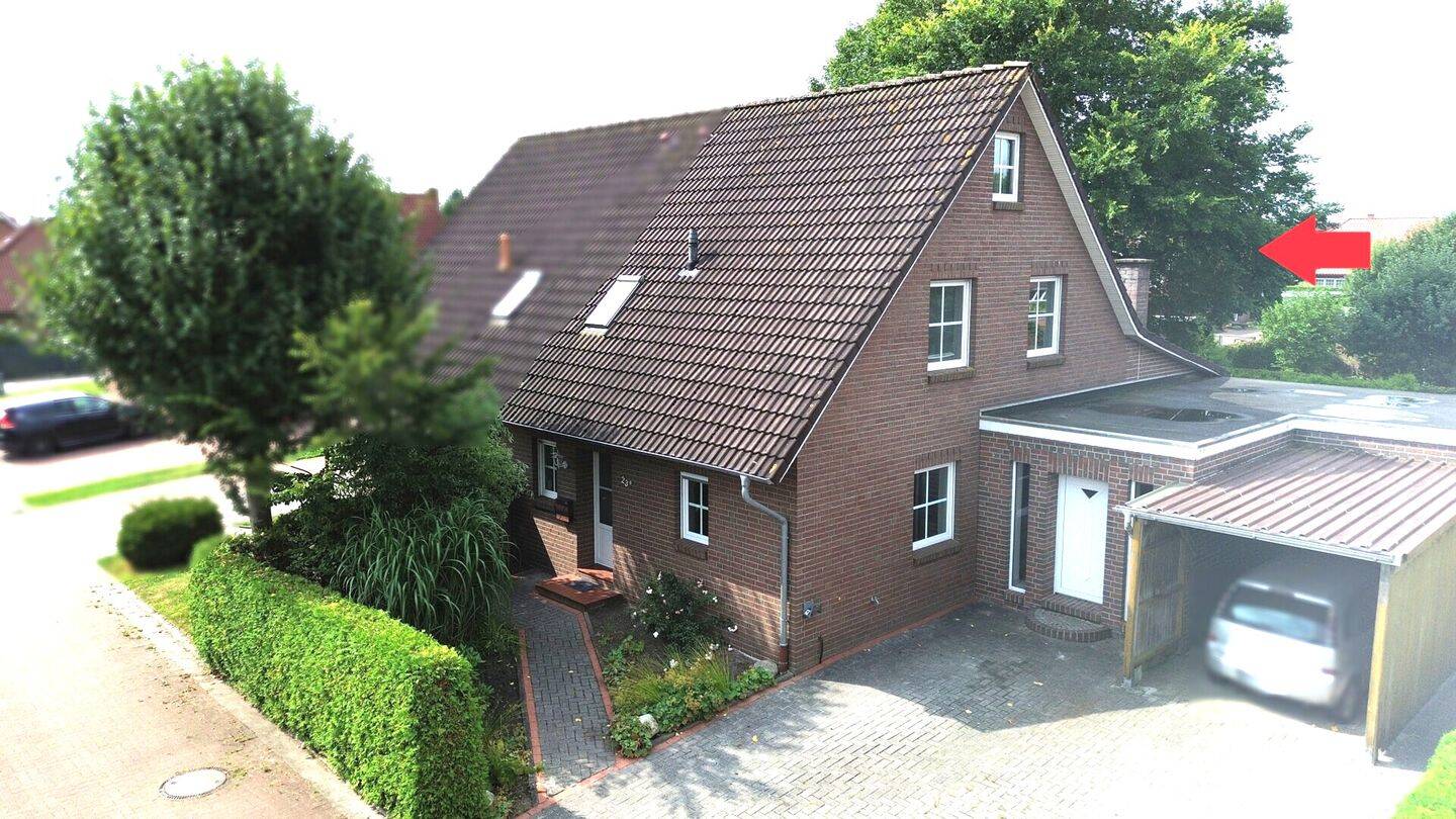 Doppelhaushälfte mit Carport in attraktiver Lage von Ostgroßefehn, 26629 Großefehn